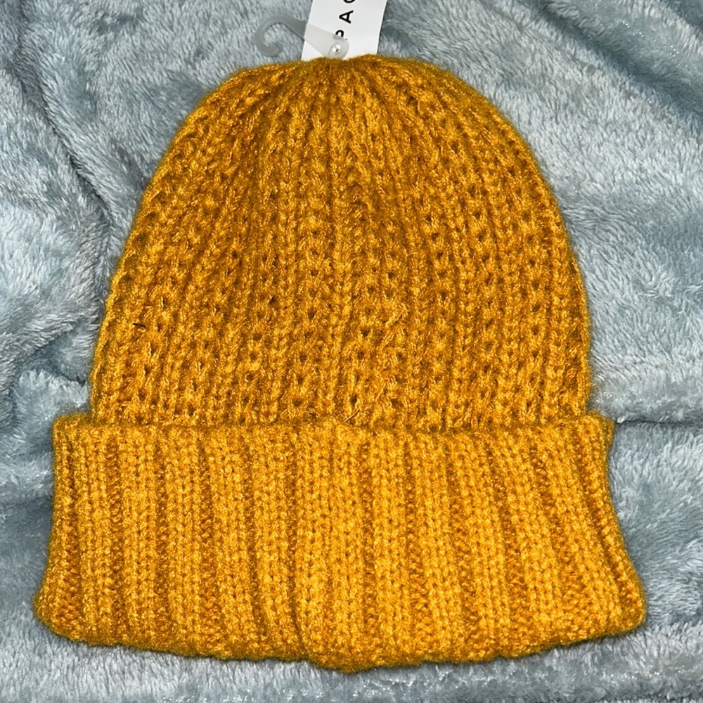 Pacsun Beanie - Picture 1 of 2